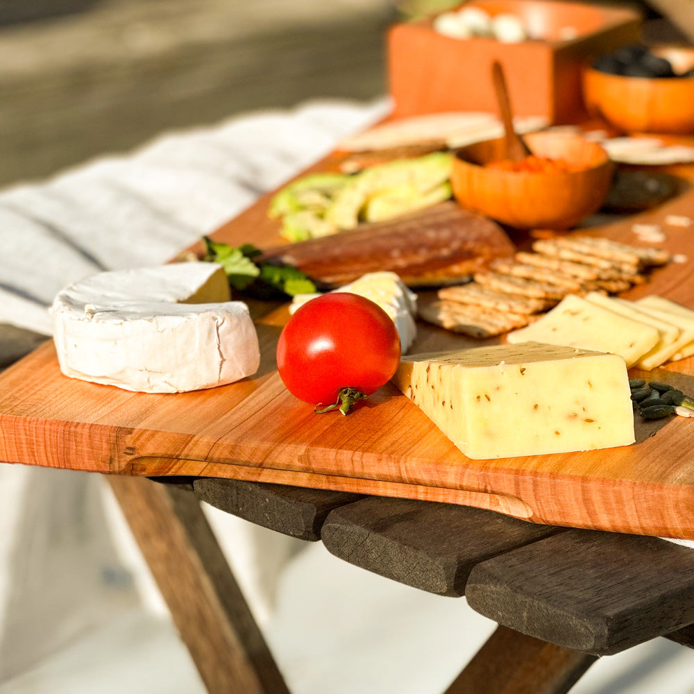 Serving Platter Board with Hand Holds 600x300