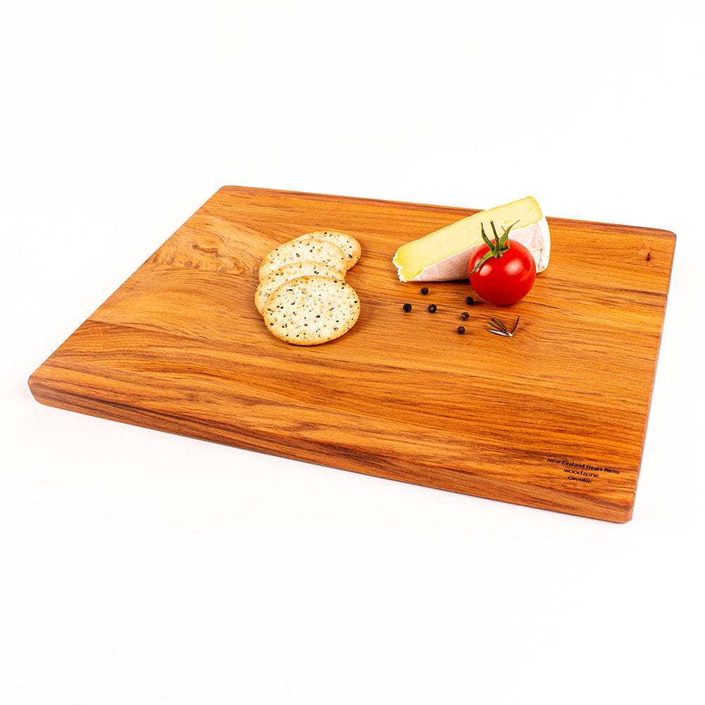 The Great NZ Chopping Board 350x250 with Paua