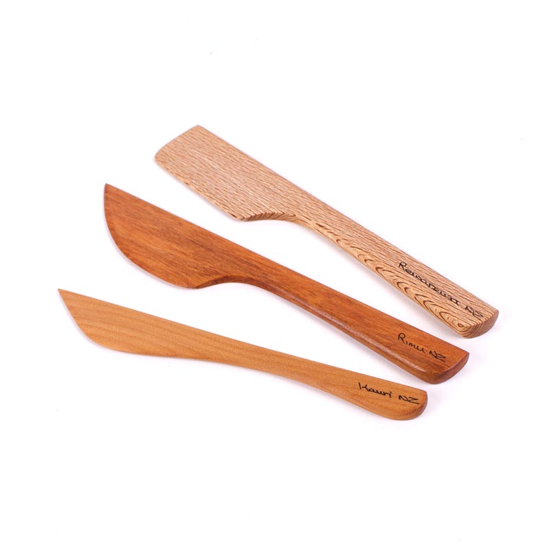 The Great NZ Chopping Board 350x250 & Knife Set, Rare Ancient Kauri