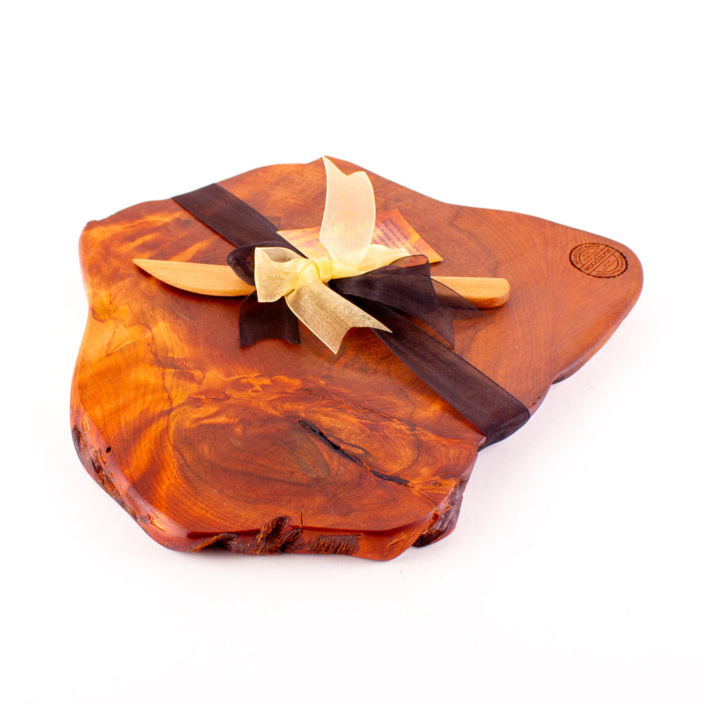 Ancient Kauri Rustic Natural Edge Board and Knife Set 1139