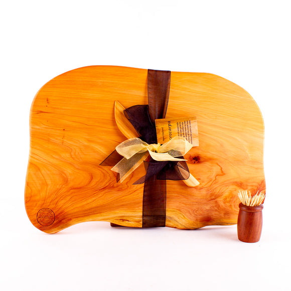 Macrocarpa Rustic Natural Edge Board and Knife Set 901