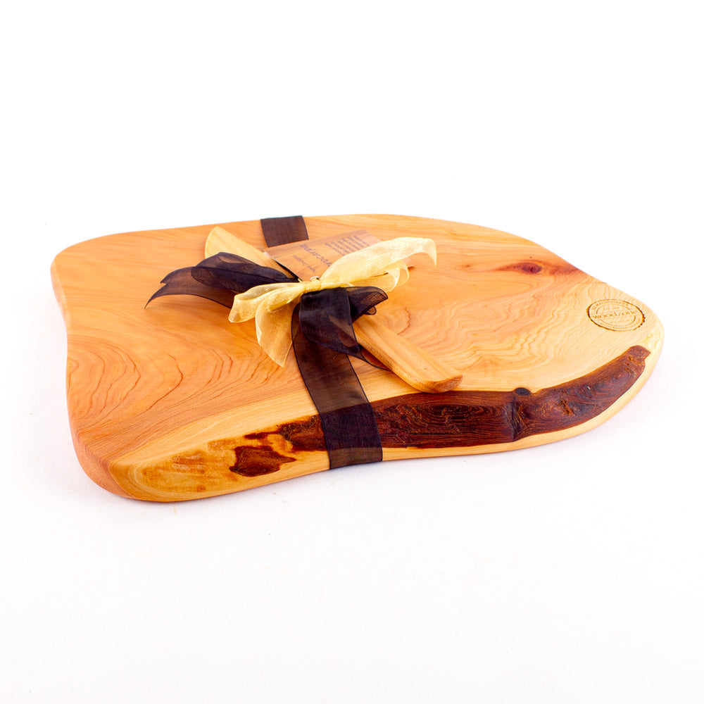 Macrocarpa Rustic Natural Edge Board and Knife Set 908